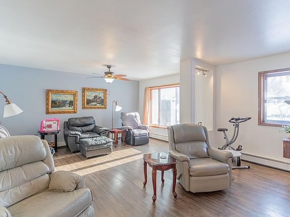 4th image of 2690 Terry Ln