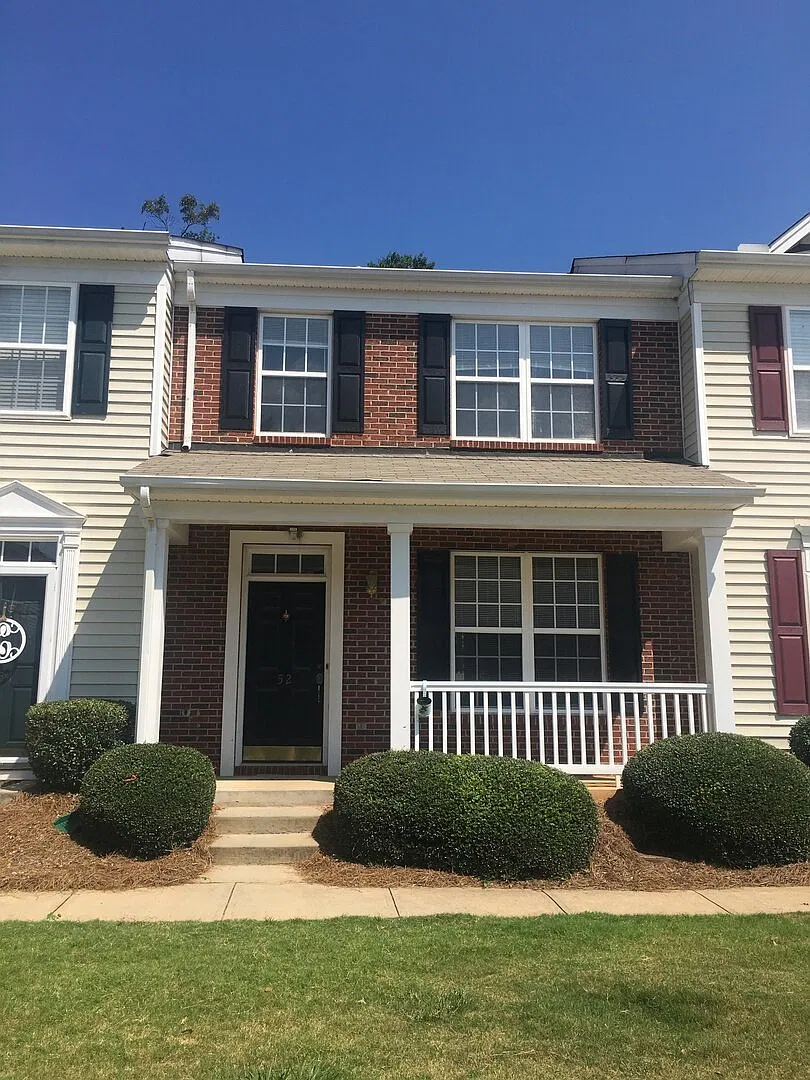 Mauldin Home Available Now! New paint and flooring!! — Photo 1