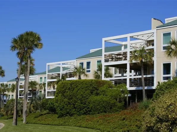 2910 Atrium Villa Dr, Johns Island, SC 29455