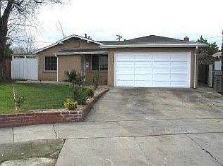 1st image of 626 Serenade Ct