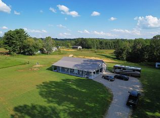 1045 Black Ridge Rd, Yosemite, KY 42566