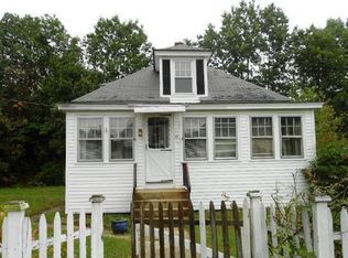 41 Wendell St, Athol, MA 01331