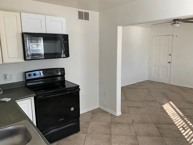 1155 E Hatcher Rd #A — Photo 7