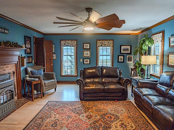 5th image of 2400 West Cherokee DRIVE