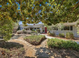 919 Valley Dr, Vista, CA 92084