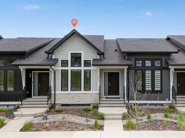 108 N Wolf Cres, Okotoks, AB T1S 5X1