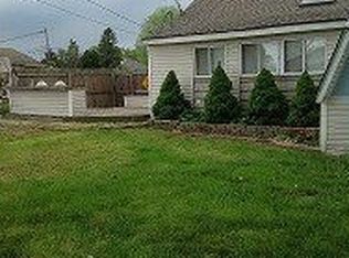 45536 Jefferson Ave, Chesterfield, MI 48047