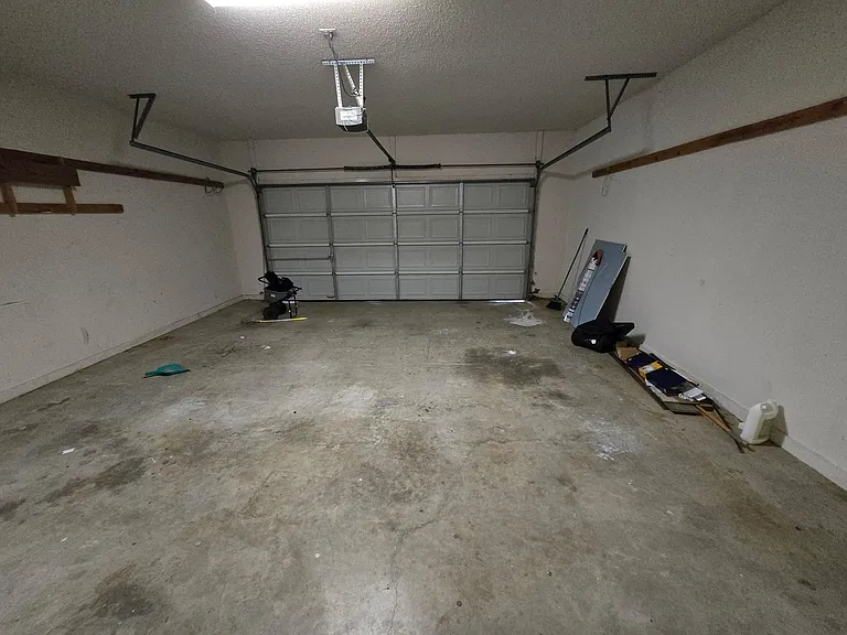 3215 Shelby Dr — Photo 13