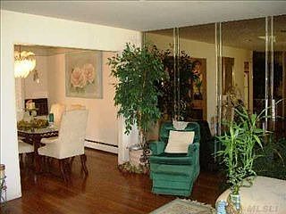 2nd image of 19 Laurel Pl