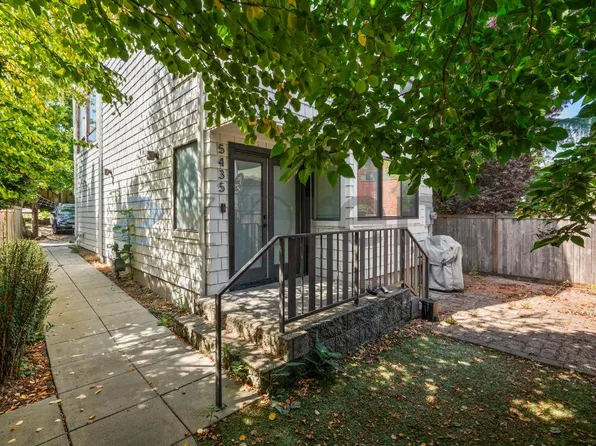 5435 Kensington Pl N, Seattle, WA 98103
