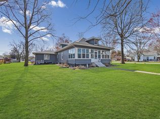 308 S Washington St, Manito, IL 61546
