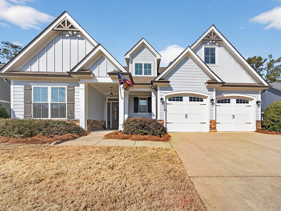 1st image of 1100 McInteer Cir