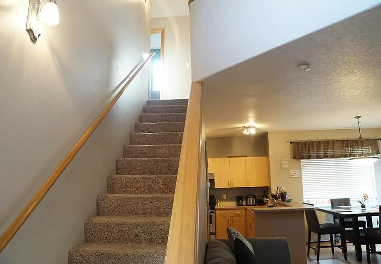 21421 SE Oak St — Photo 9