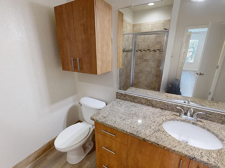 The Vintage Lofts at West End — Photo 62