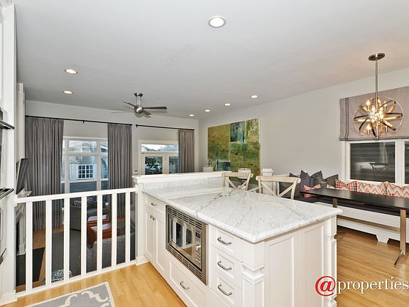 Kitchen / Breakfast Room