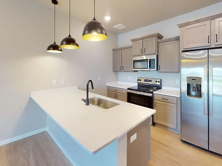 Farmstead Apartments — Photo 28