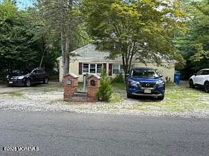 3rd image of 403 Glenn Road #401