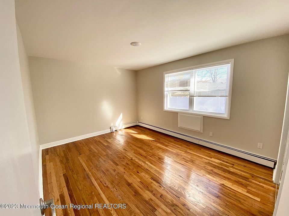 2nd image of 119 Morristown Rd #308A