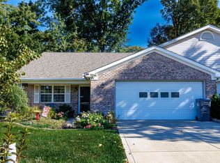 554 Cresthaven Dr, Indianapolis, IN 46217