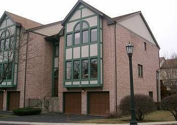1st image of 972 W Essex Pl