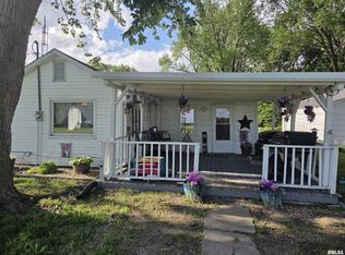 6491 County Road 1450 N, Mc Leansboro, IL 62859