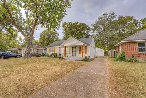 1363 Colonial Rd Photo 1