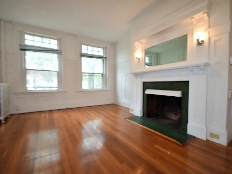 1907 Beacon St #1F — Photo 3