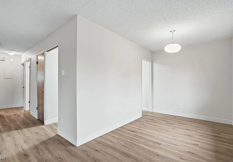 3104 E 27th Ave #203 — Photo 8