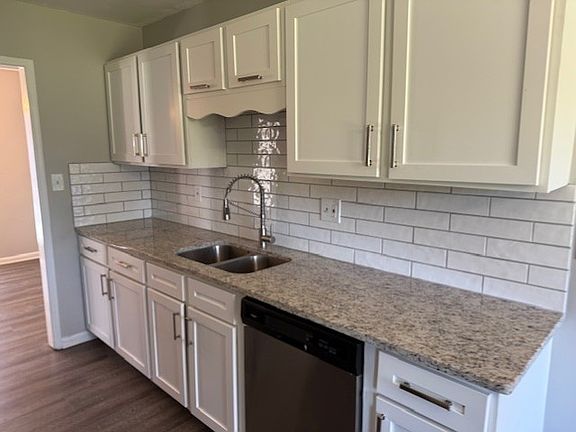 Kitchen Sink Side