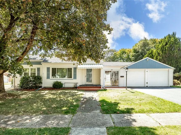 554 Beatty St, Grove City, PA 16127