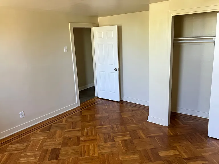 1524 Mayflower Ave #2 — Photo 4