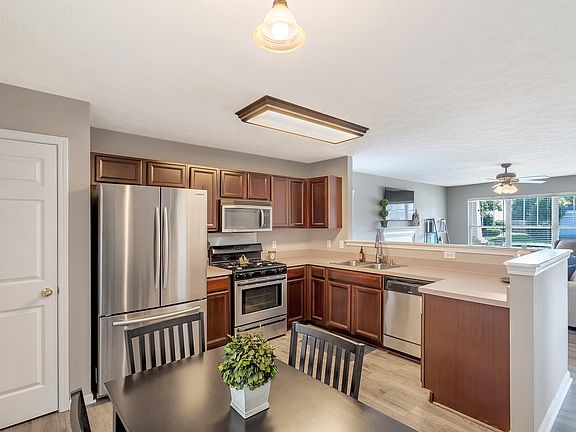 5th image of 3352 Cain Harbor Dr