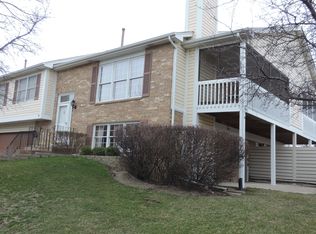 9985 Cambridge Dr, Mokena, IL 60448