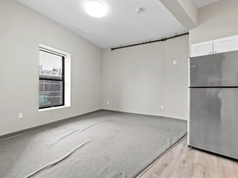5-7 Pleasant St #403 — Photo 4