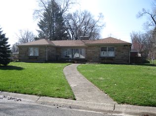 26 Napoleon Dr, Kettering, OH 45429