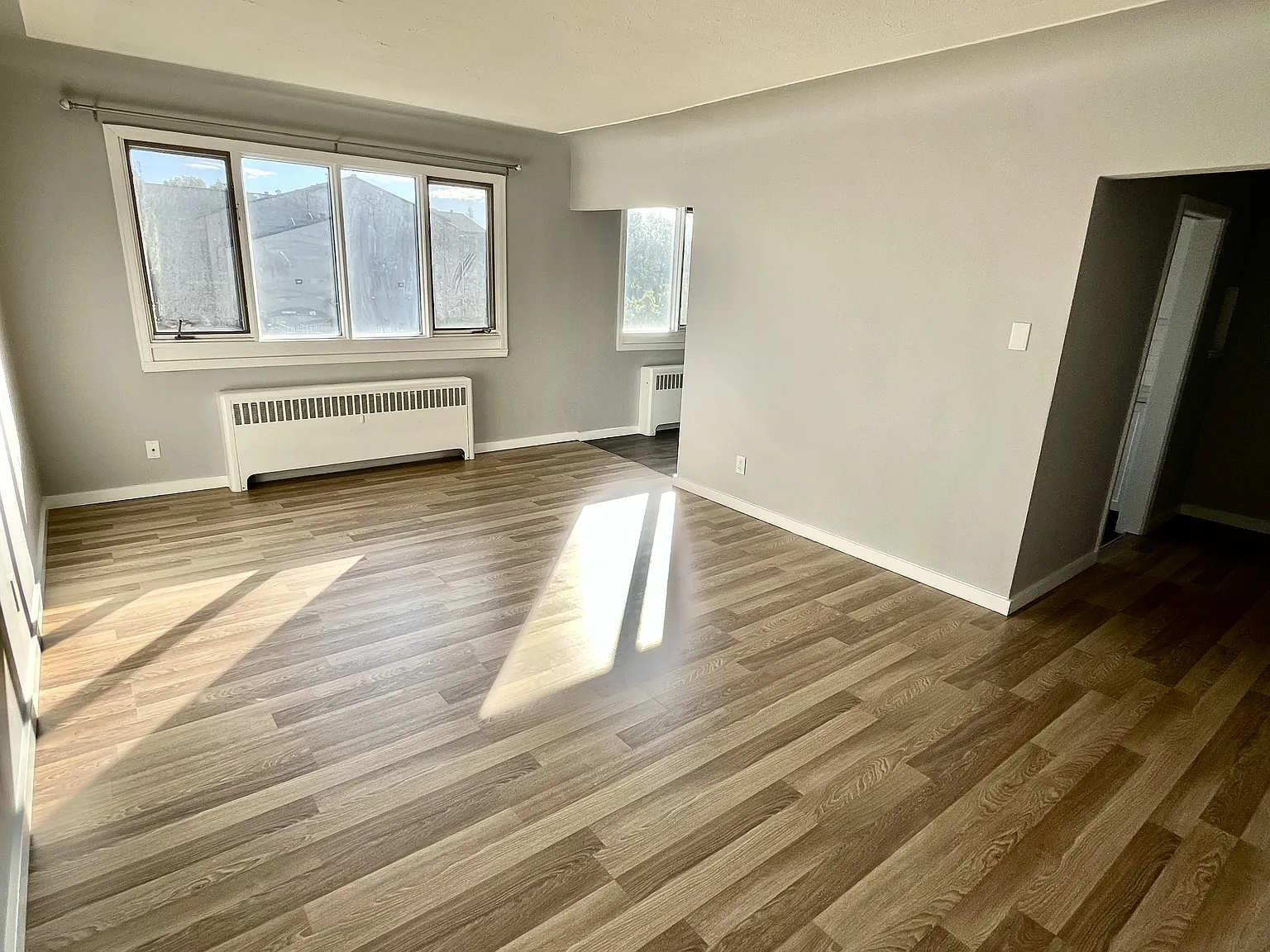 11235 Street NW — Photo 2