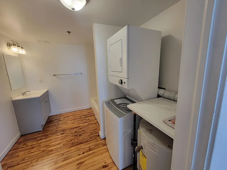 429 N 13th St #6I — Photo 9