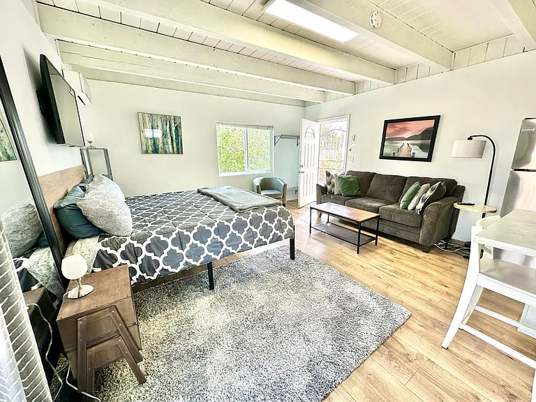 3769 Riviera Dr #B — Photo 5