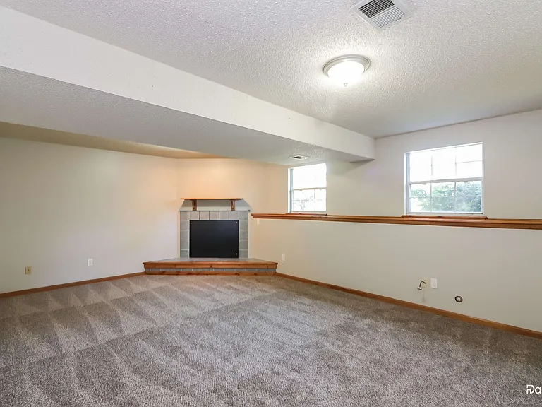 1507 Copeland Ln — Photo 7