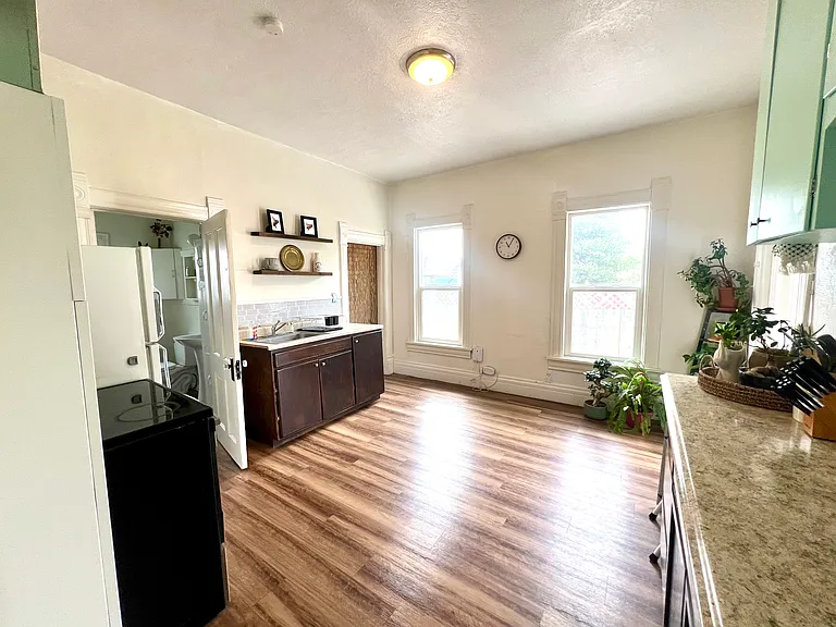 337 W Bridger St #A — Photo 8