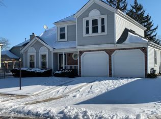 37 Washington Ave, Streamwood, IL