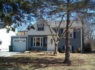 339 S Chase Ave, Lombard, IL 60148