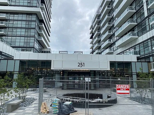 251 Manitoba St #106 — Photo 3