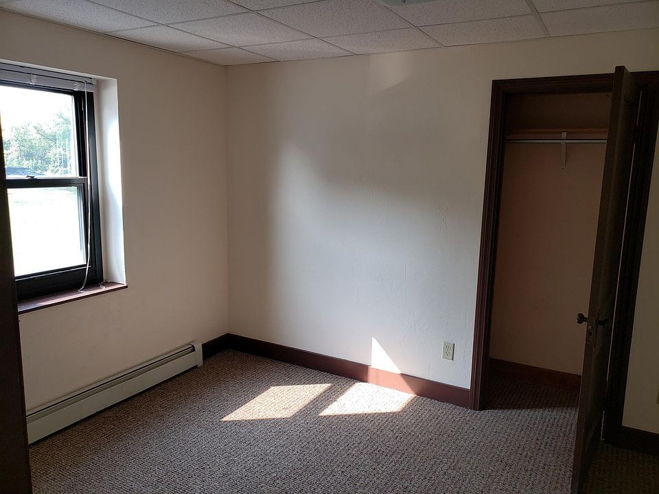2nd image of 105 S Main St APT 5