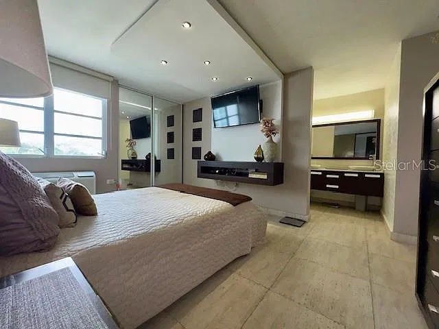 1386 Avenue San Ignacio #611 — Photo 12