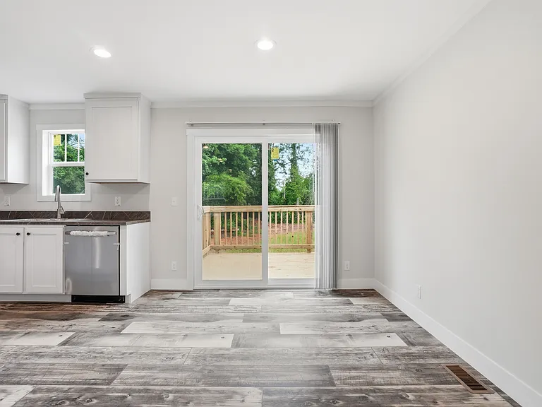 51 Drummond Dr SW — Photo 28