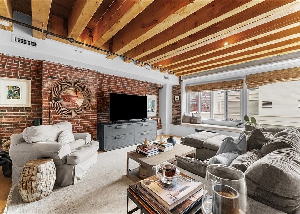 1st image of 36 Commercial Wharf #2