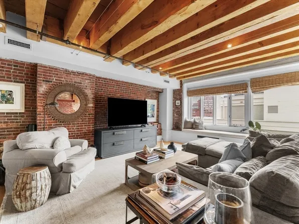 36 Commercial Wharf #2, Boston, MA 02110