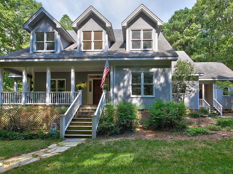Presenting 7620 Reams Ct