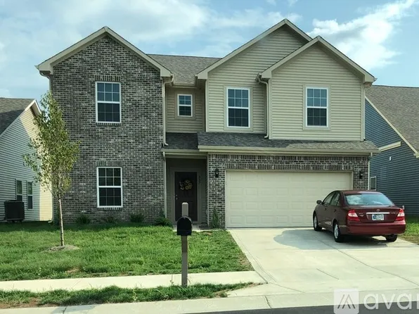 665 Wendover Ave, Westfield, IN 46074